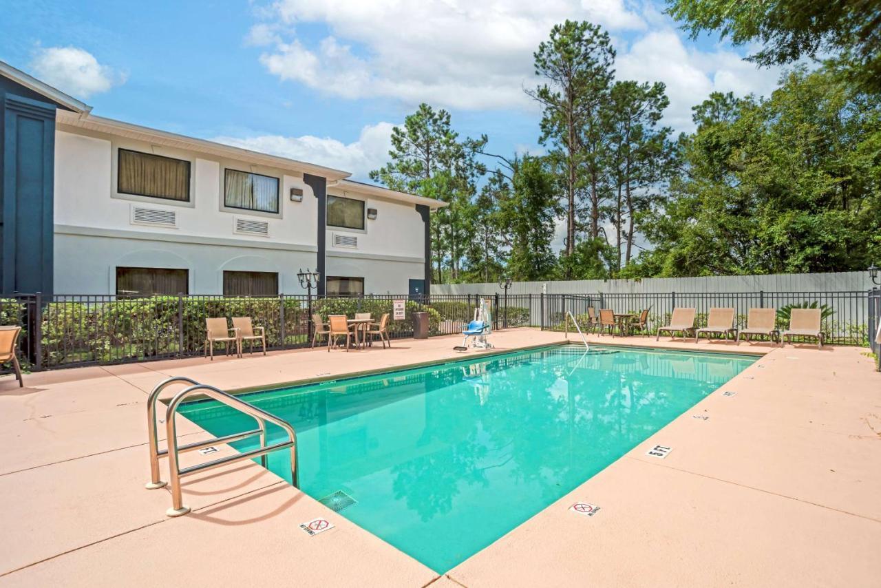 Best Western Wakulla Inn & Suites Crawfordville Εξωτερικό φωτογραφία